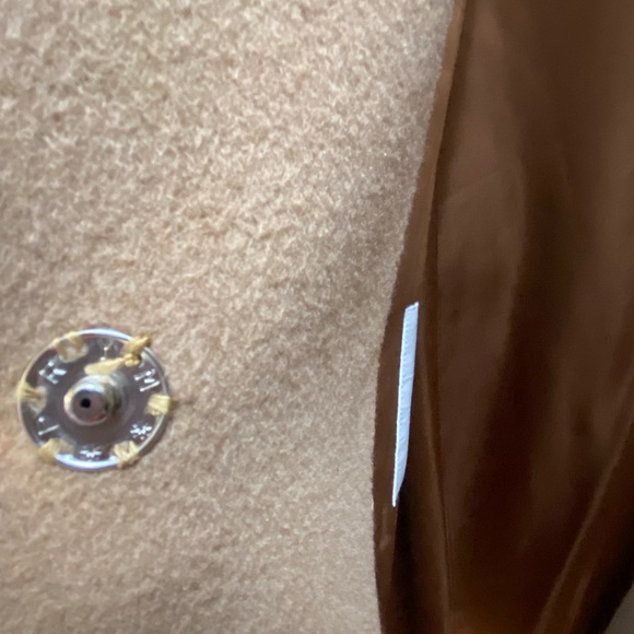 BARNEYS NEW YORK Made In Italy Womens Wool Camel Coat Size 44/10 - Picture 13 of 14